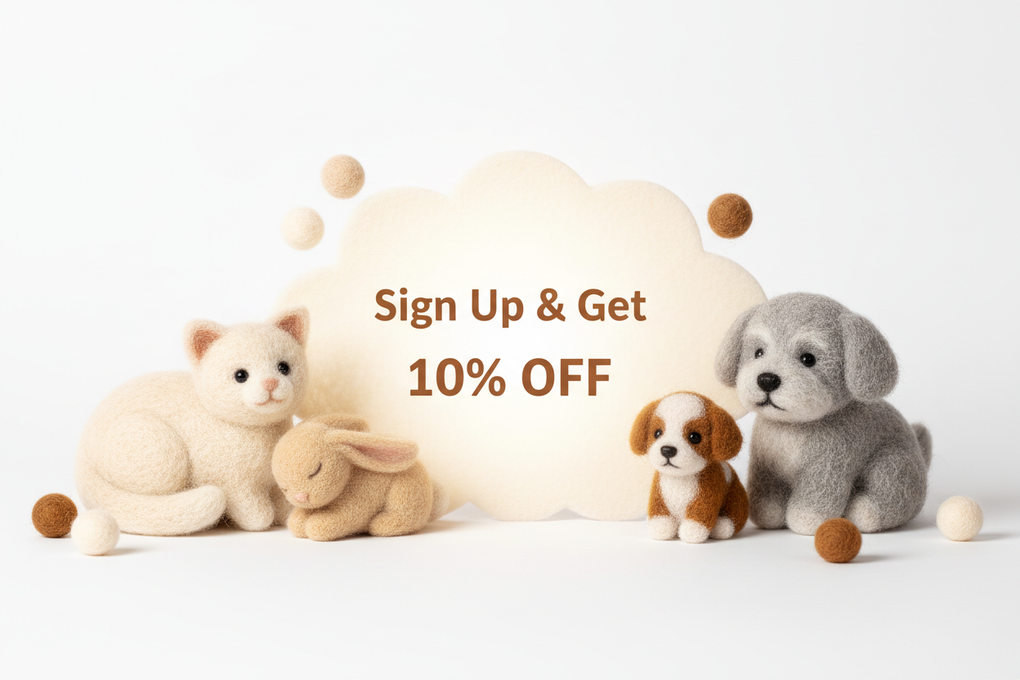 帮我生成一个张sign up订阅店铺，可获得10%的off的图，配上3D宠物羊毛毡